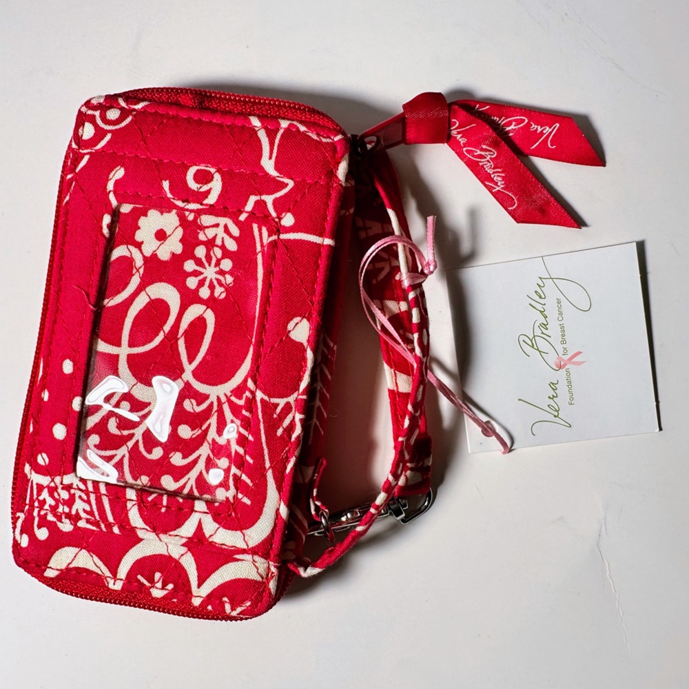 NWT Vera Bradley wristlet
